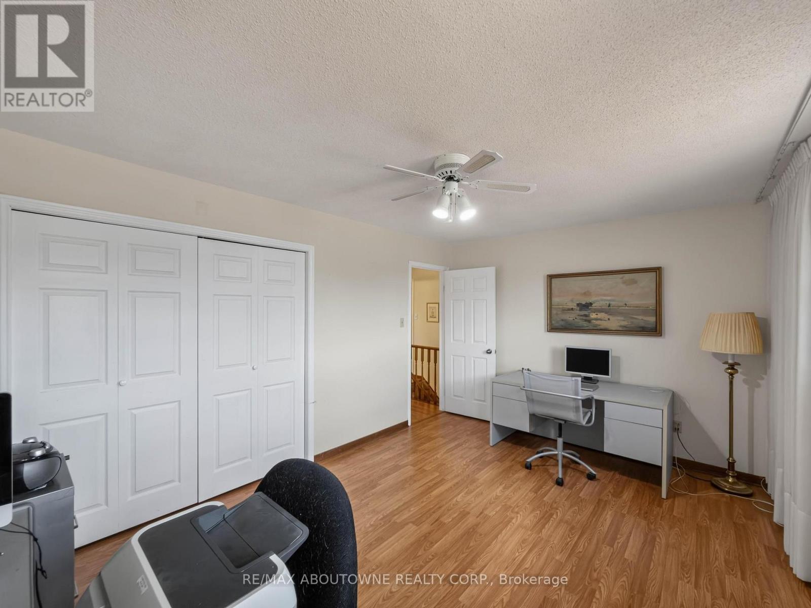 1018 UPPER SHERMAN AVENUE - 23
