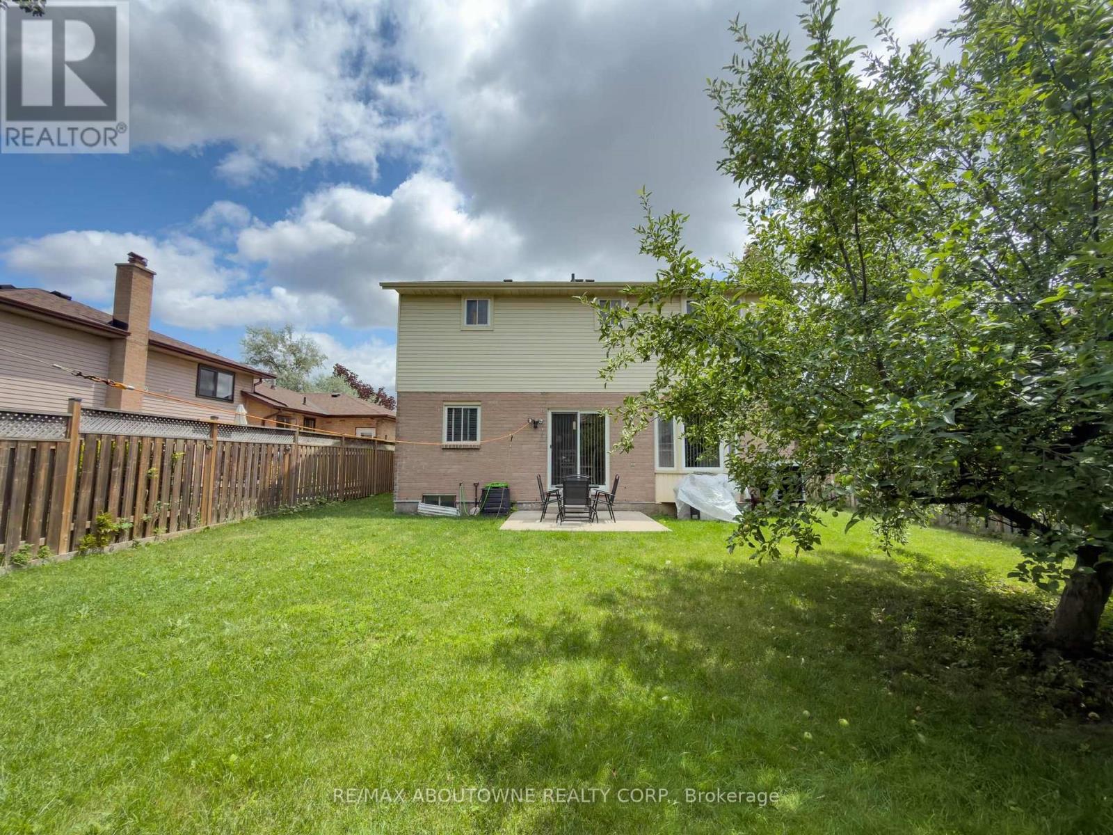 1018 UPPER SHERMAN AVENUE - 8