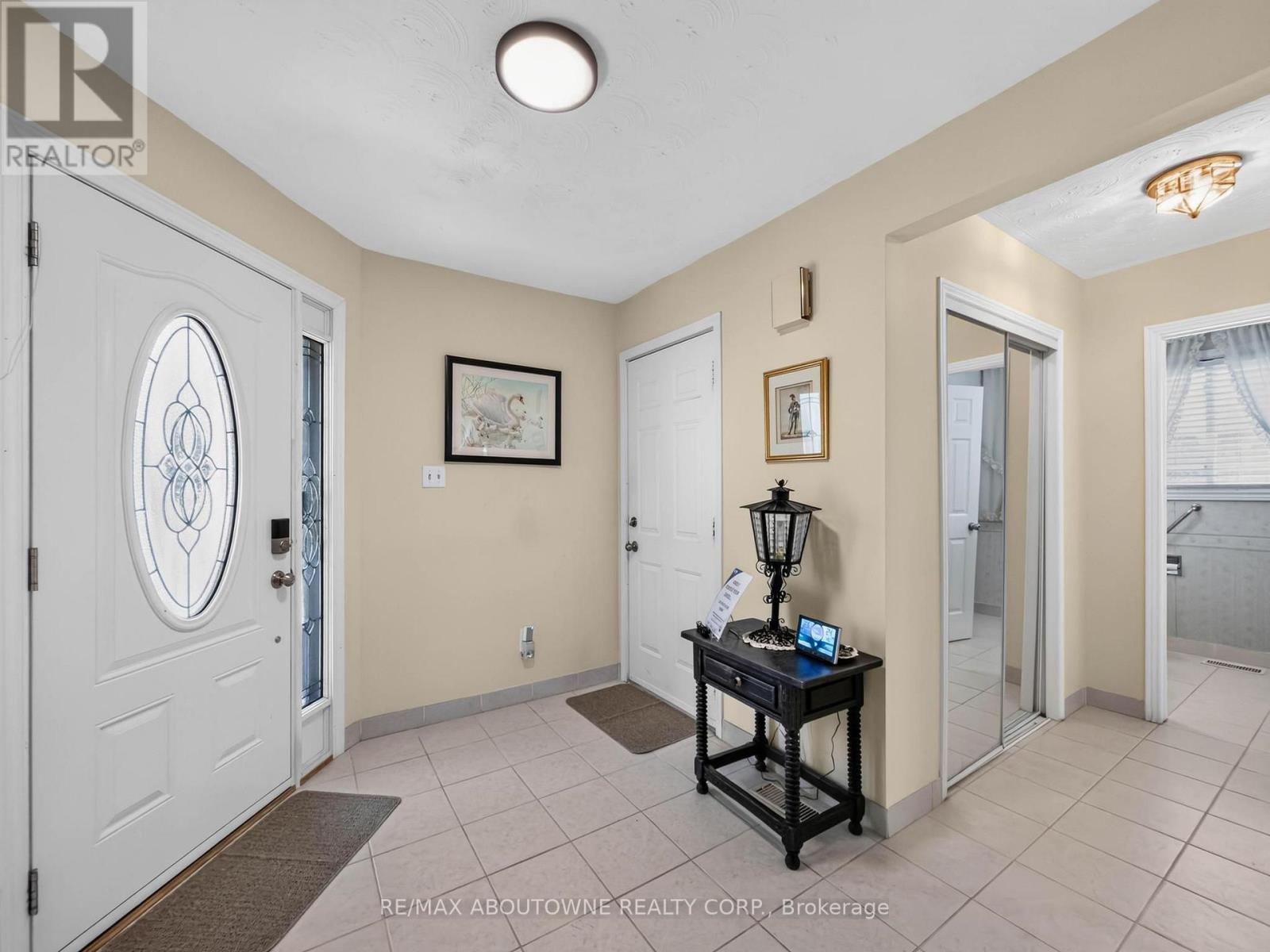 1018 UPPER SHERMAN AVENUE - 9