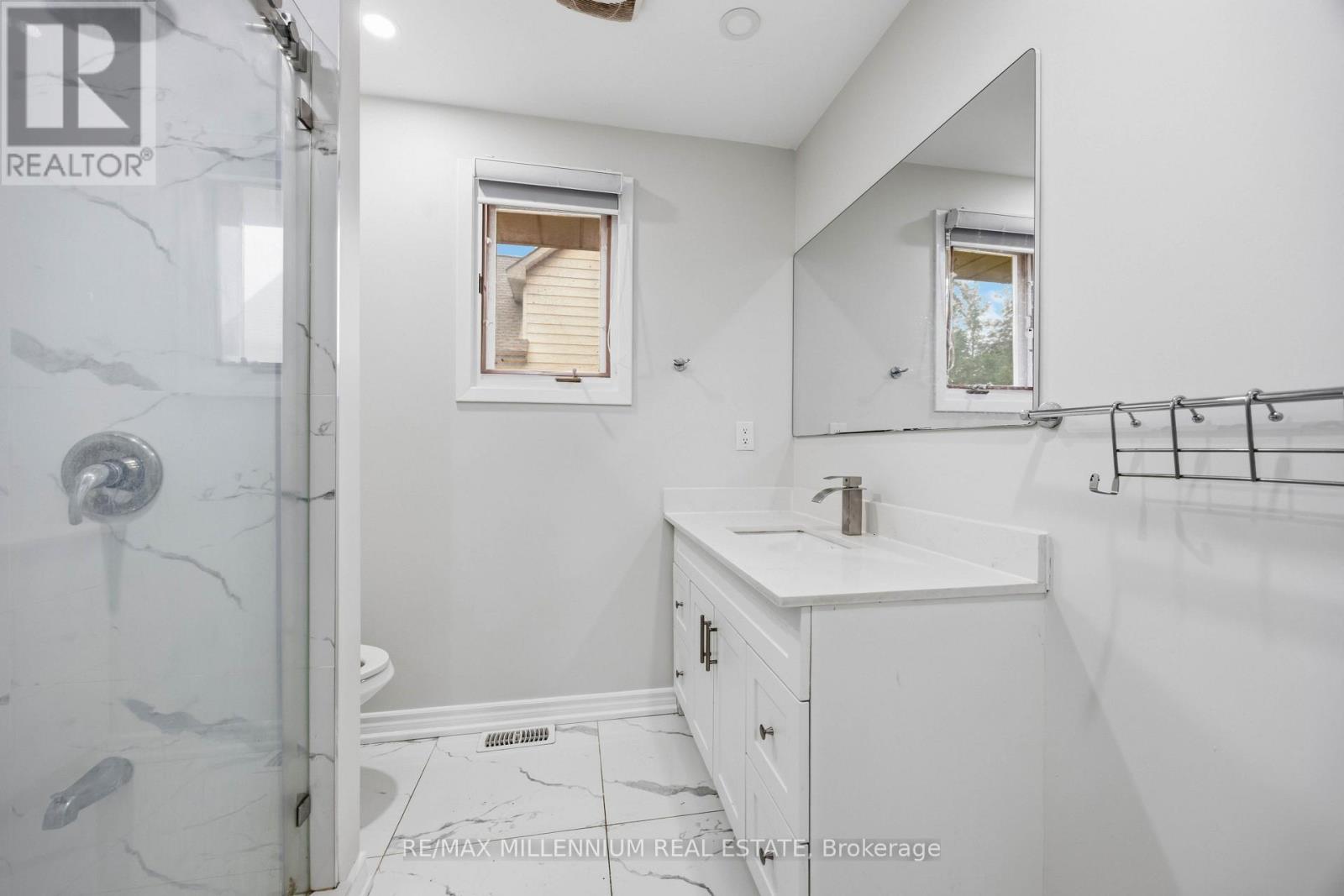 867 WELLINGTON STREET - 14