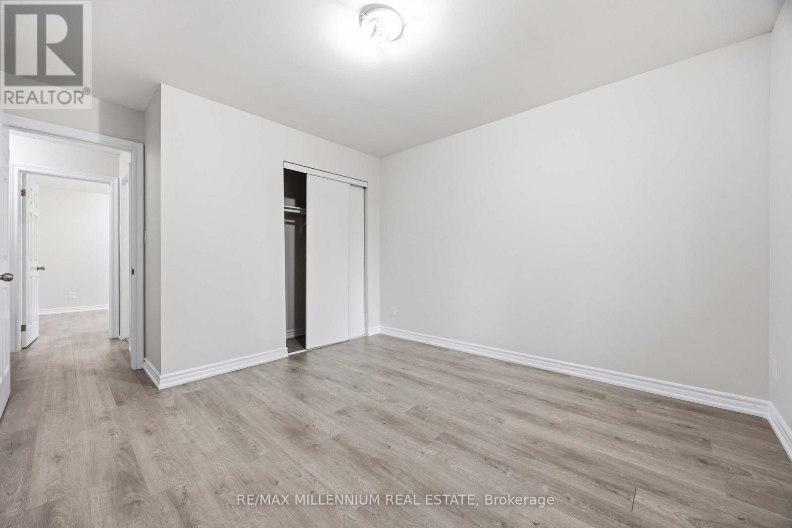 867 WELLINGTON STREET - 16