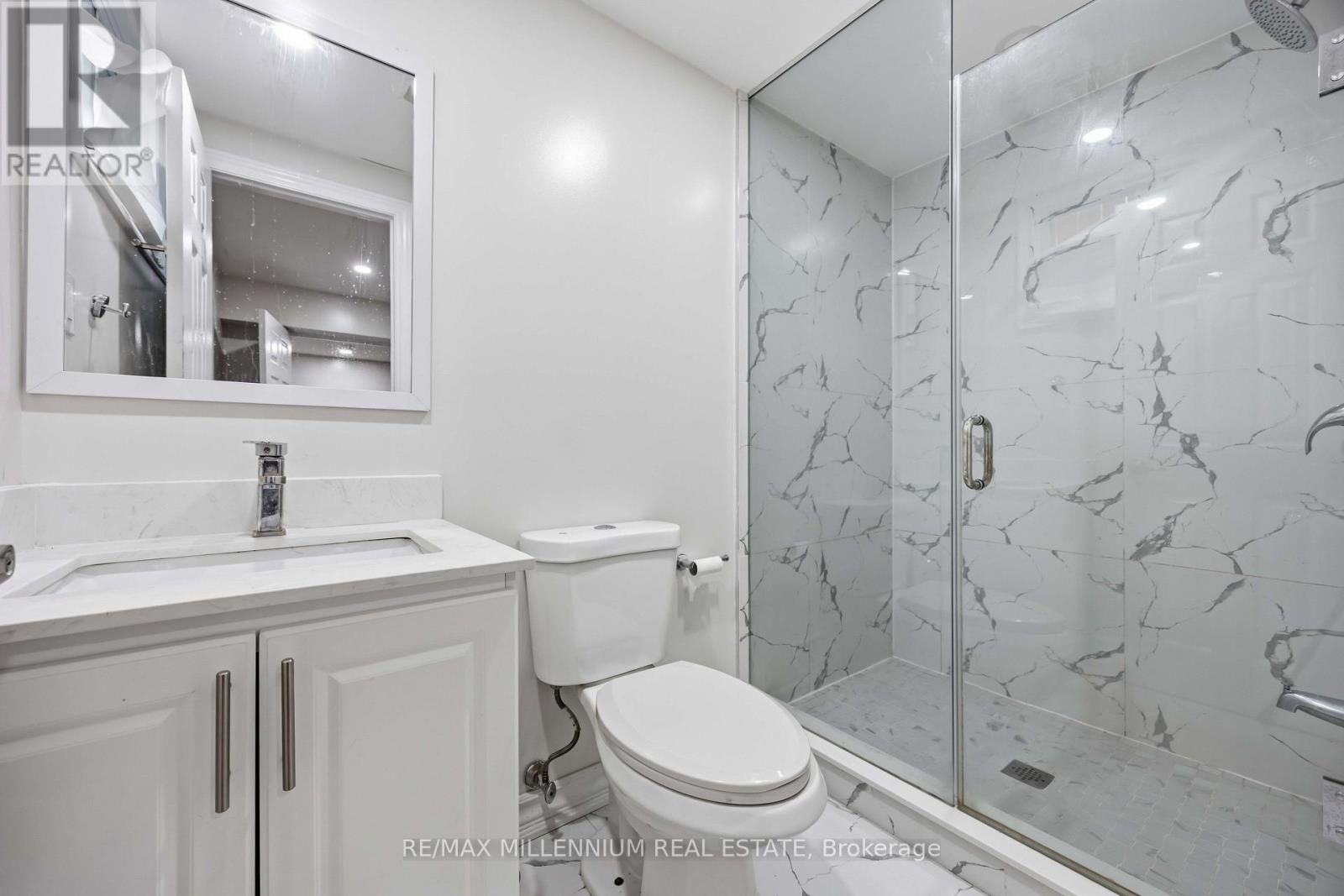 867 WELLINGTON STREET - 17