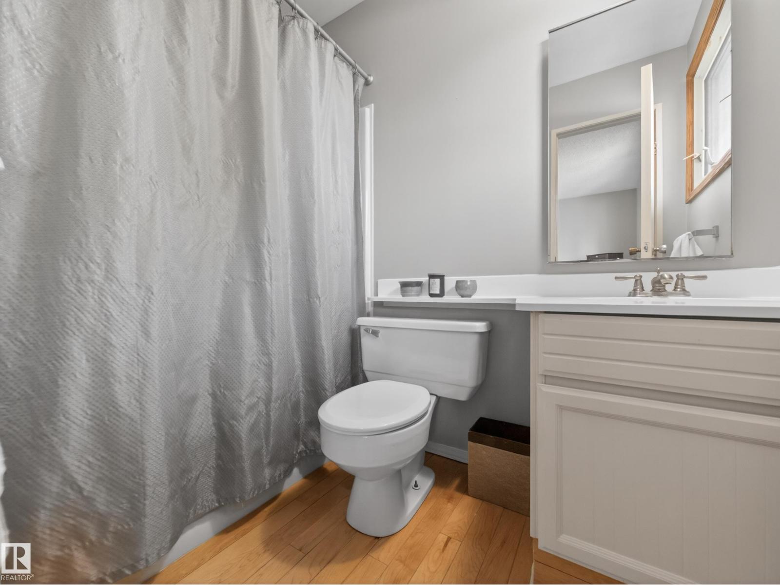 18416 90 AV NW - 31