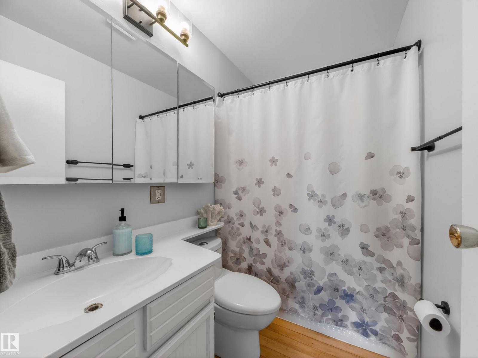 18416 90 AV NW - 37