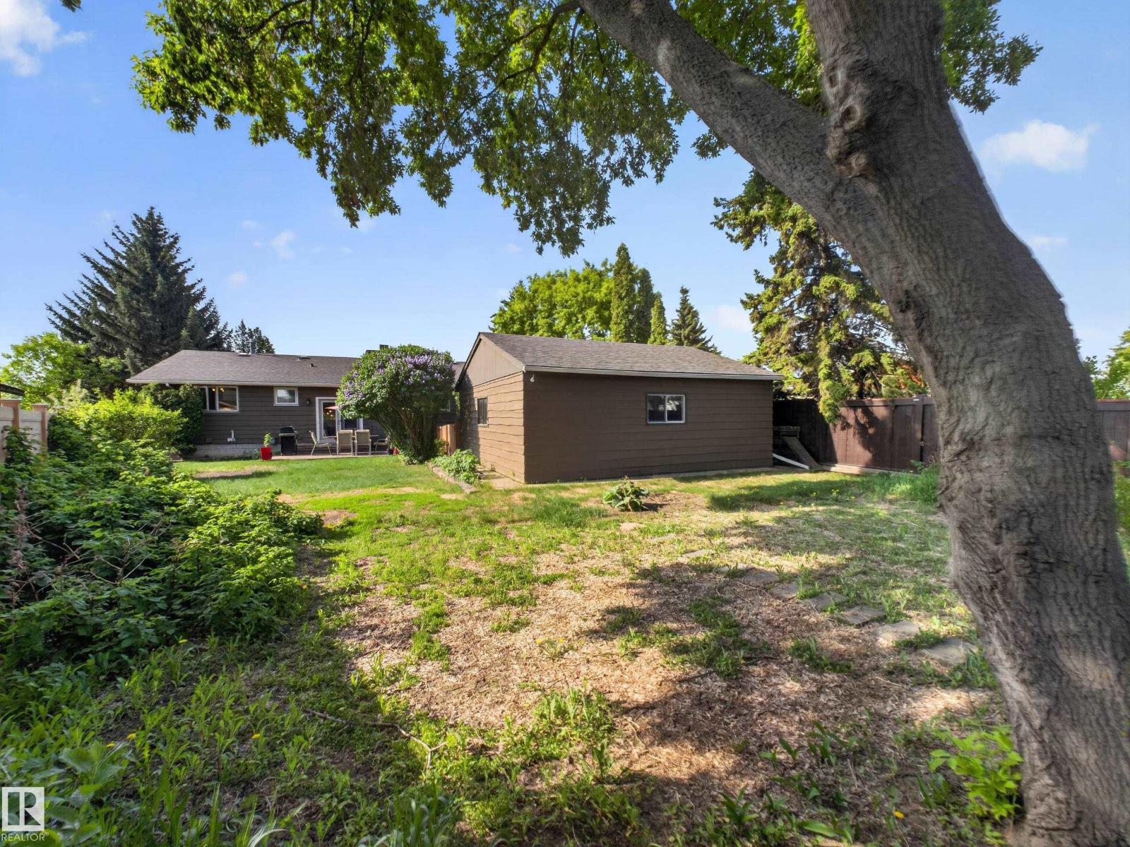 18416 90 AV NW - 45