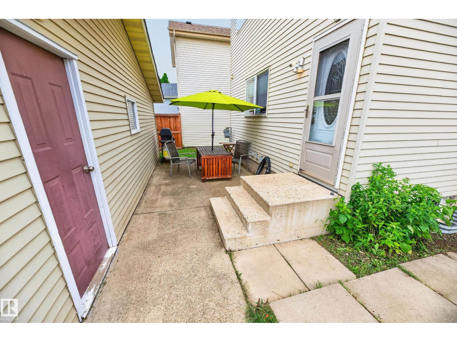 423 KIRKPATRICK CR NW - 41