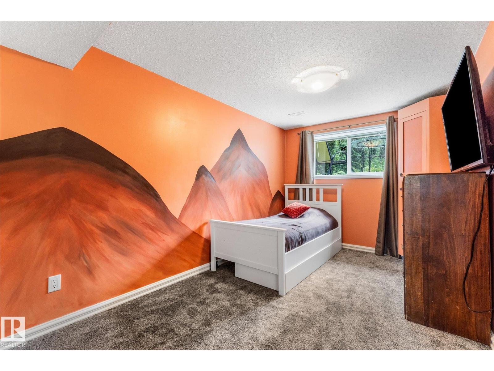 10810 54 AV NW - Image 29