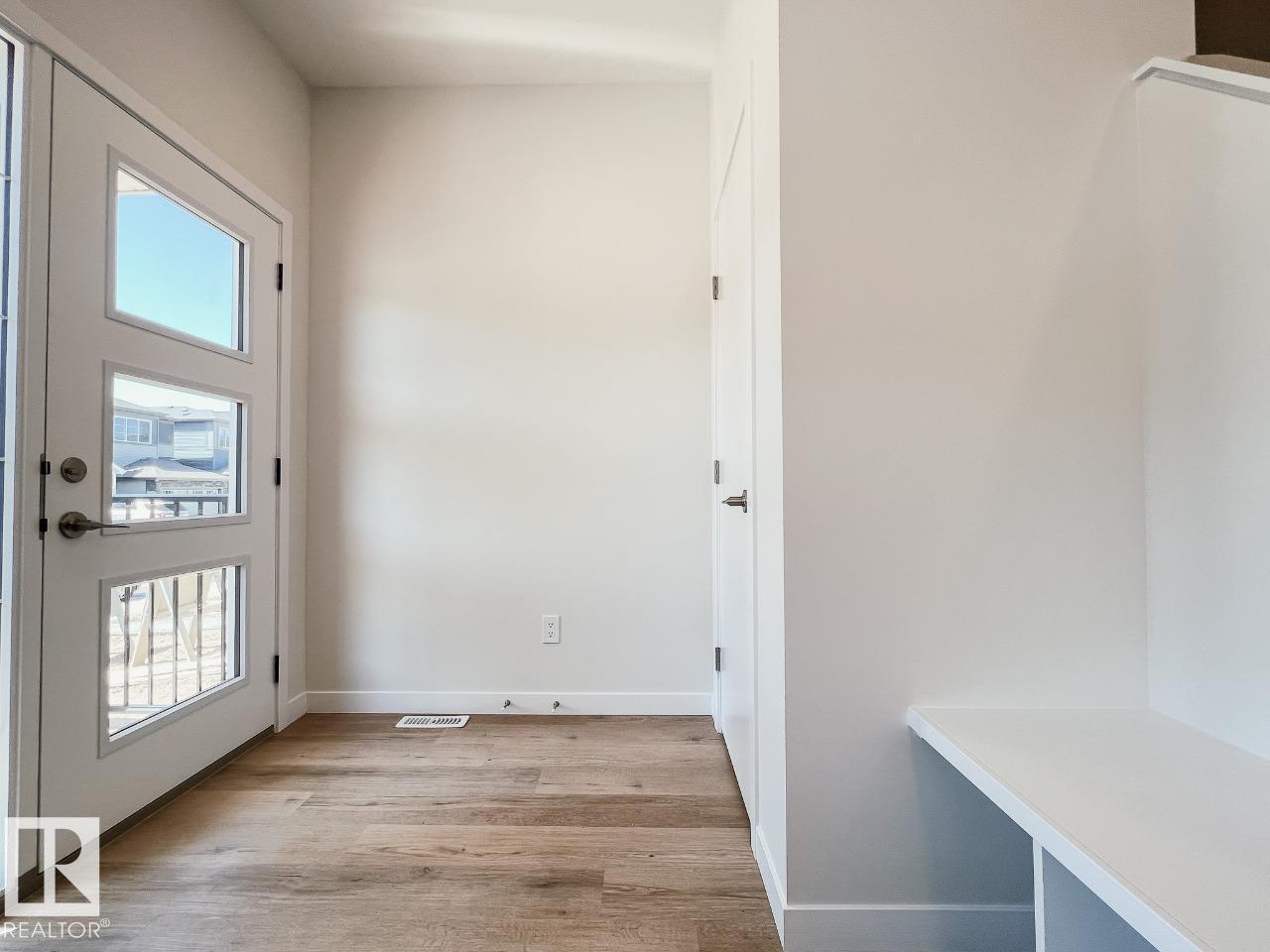8160 228 ST NW, Rosenthal (Edmonton), Edmonton photo 3