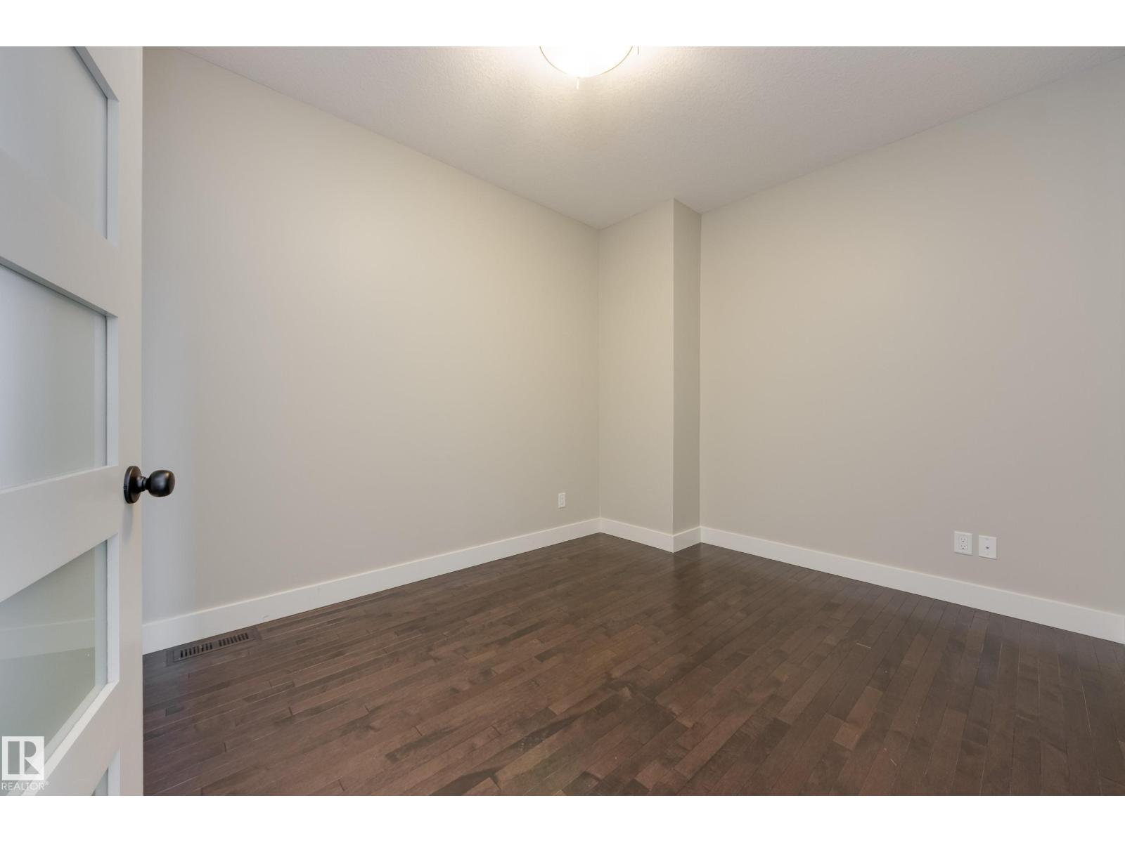 7473 COLONEL MEWBURN RD NW, Griesbach, Edmonton photo 5
