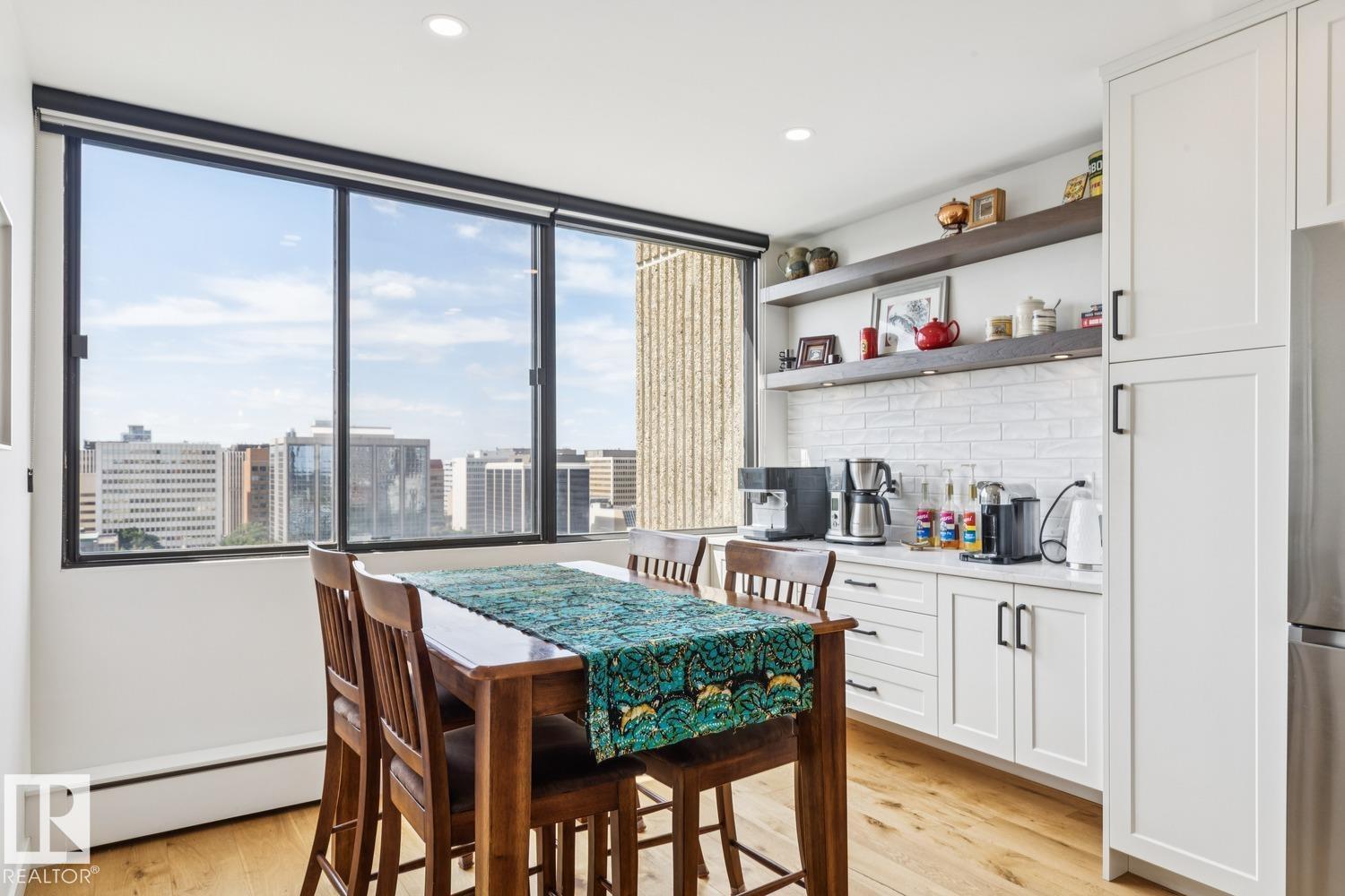 #1501 9921 104 ST NW - 26