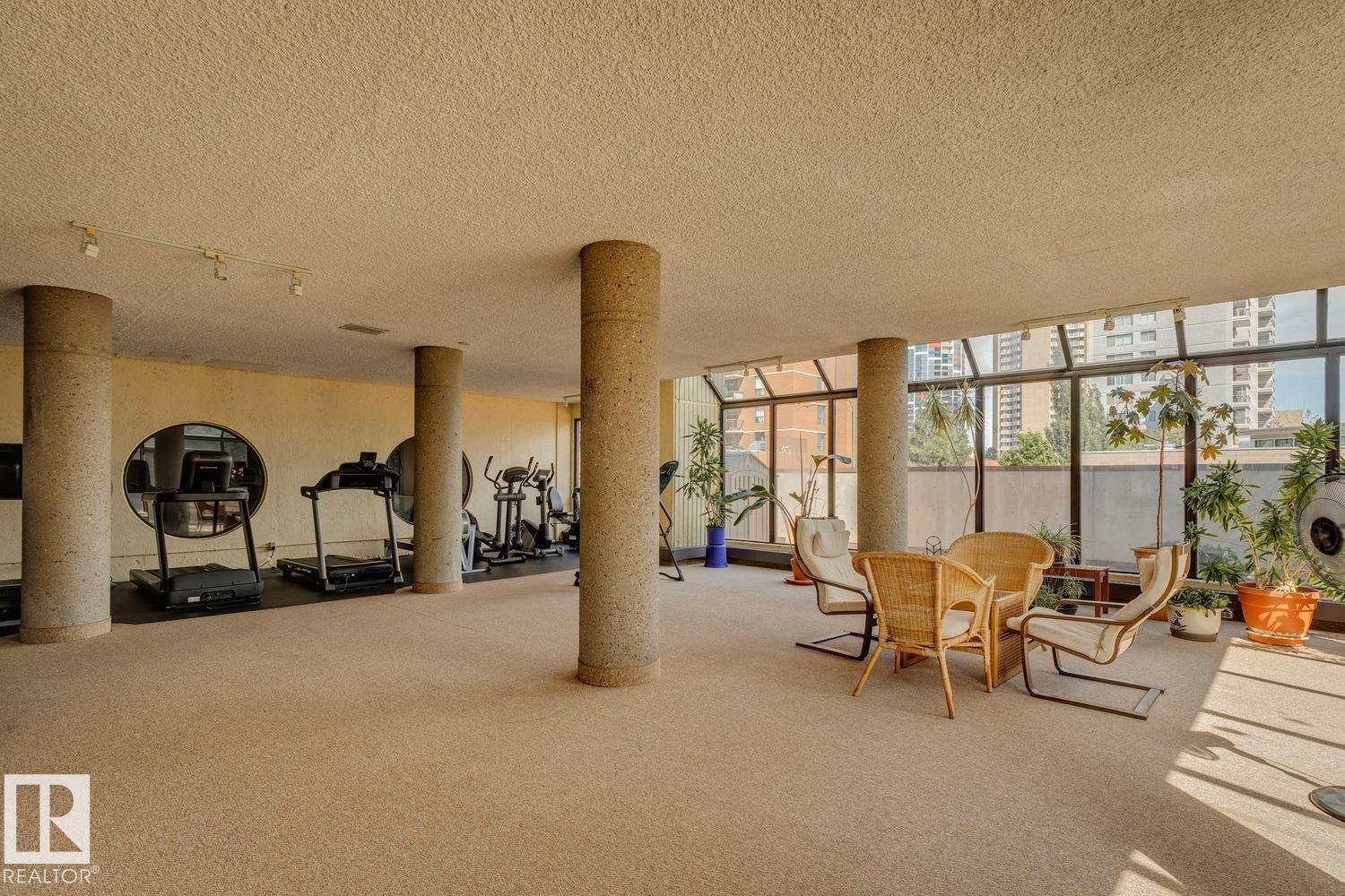 #1501 9921 104 ST NW - 66