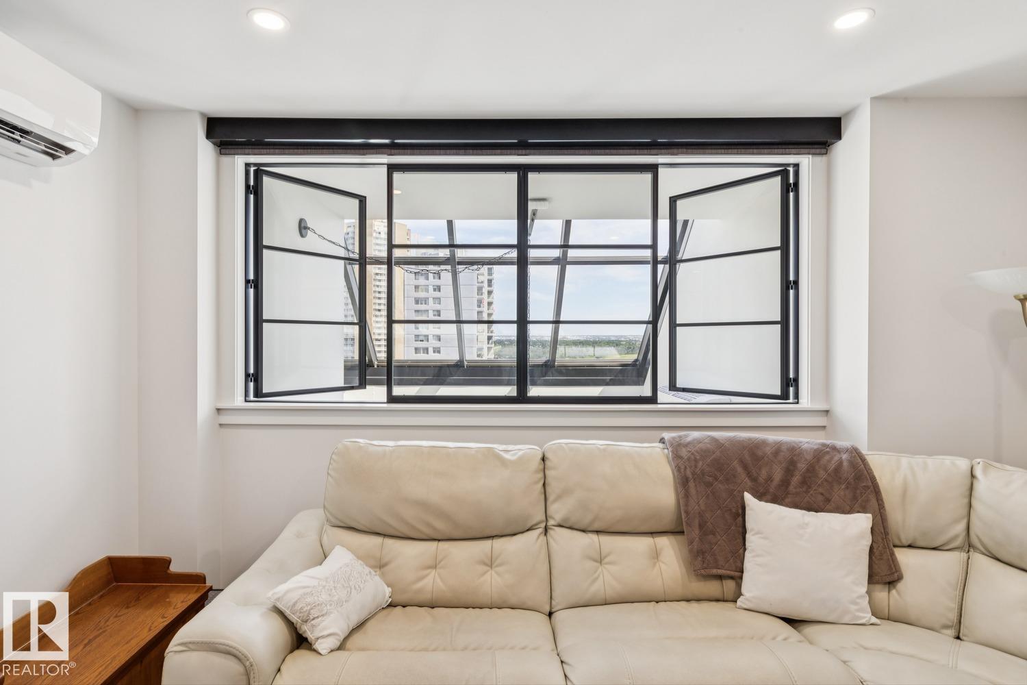#1501 9921 104 ST NW - 57