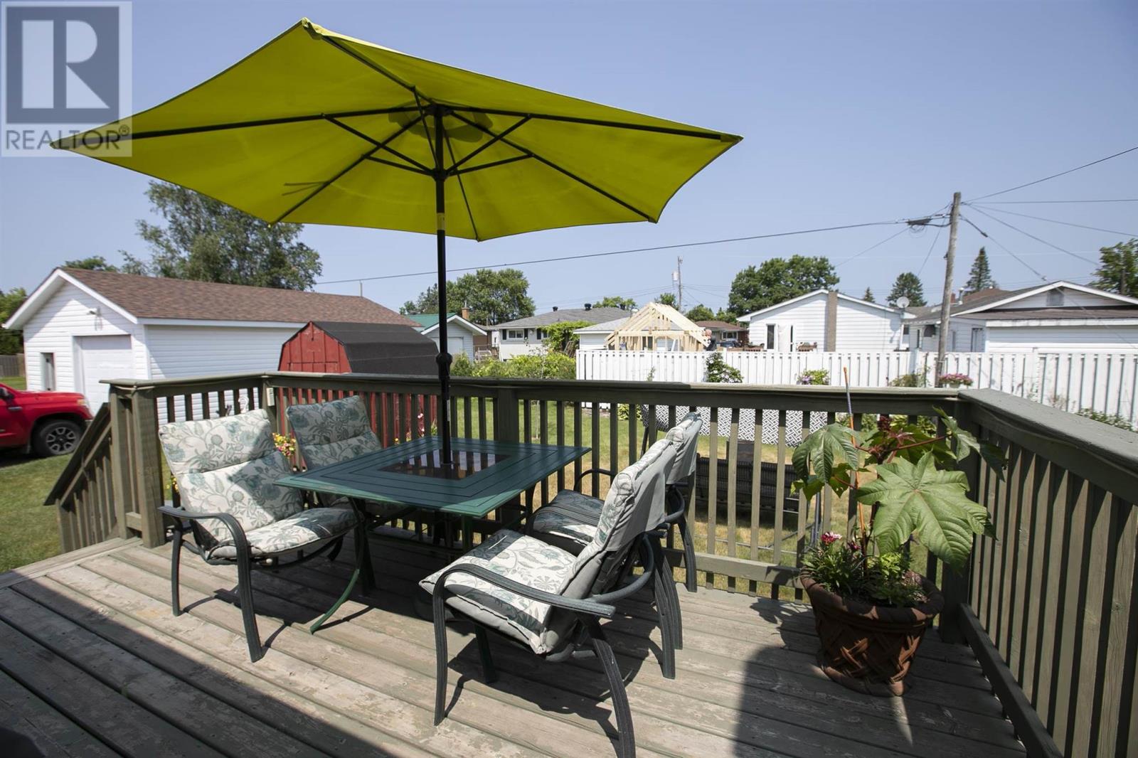 320 Sydenham RD - 12