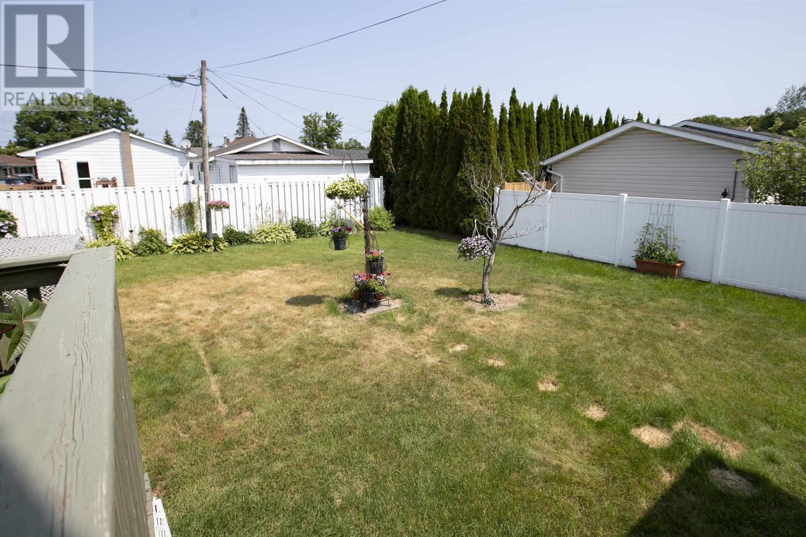 320 Sydenham RD - 13
