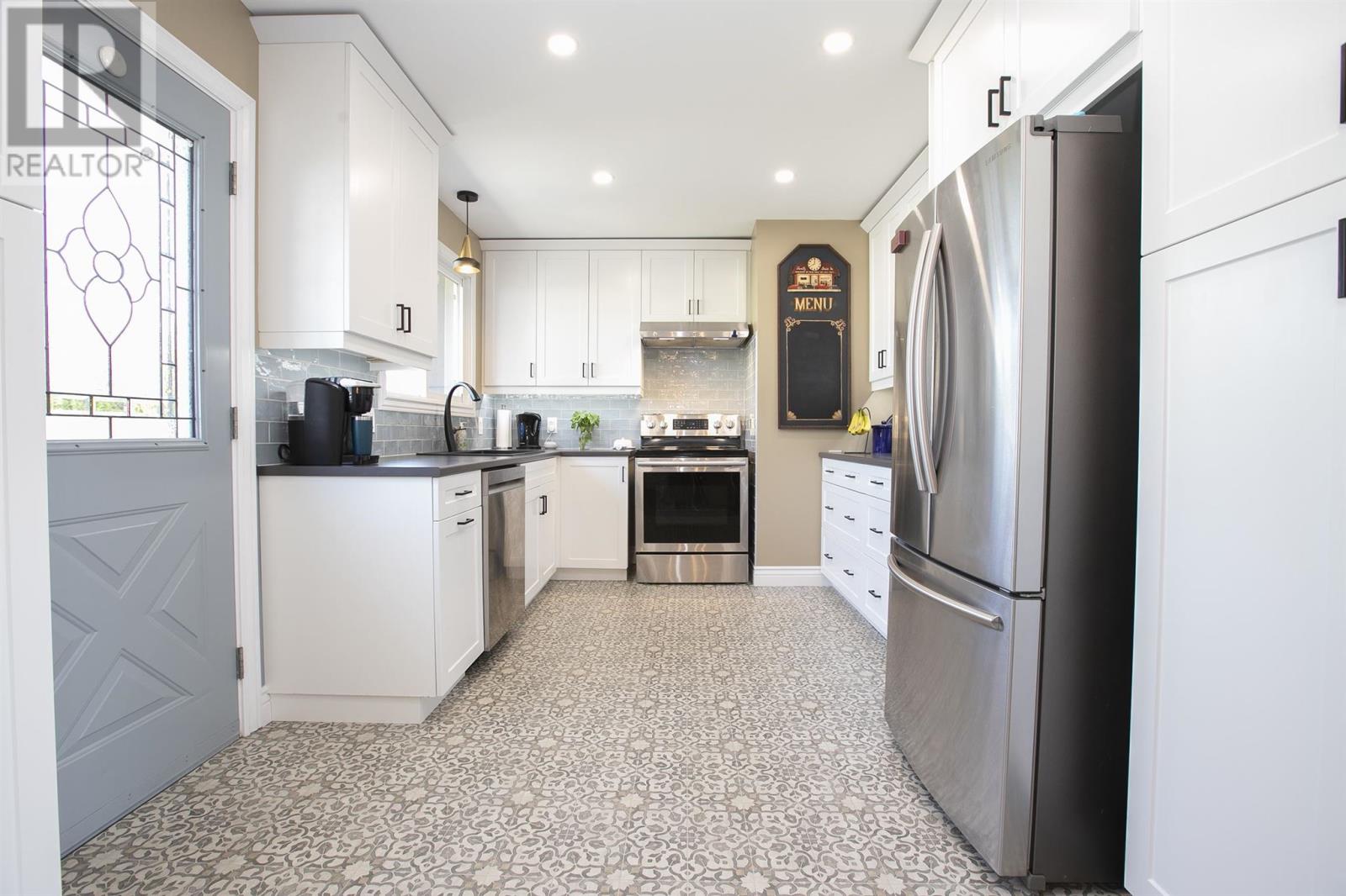 320 Sydenham RD - 25