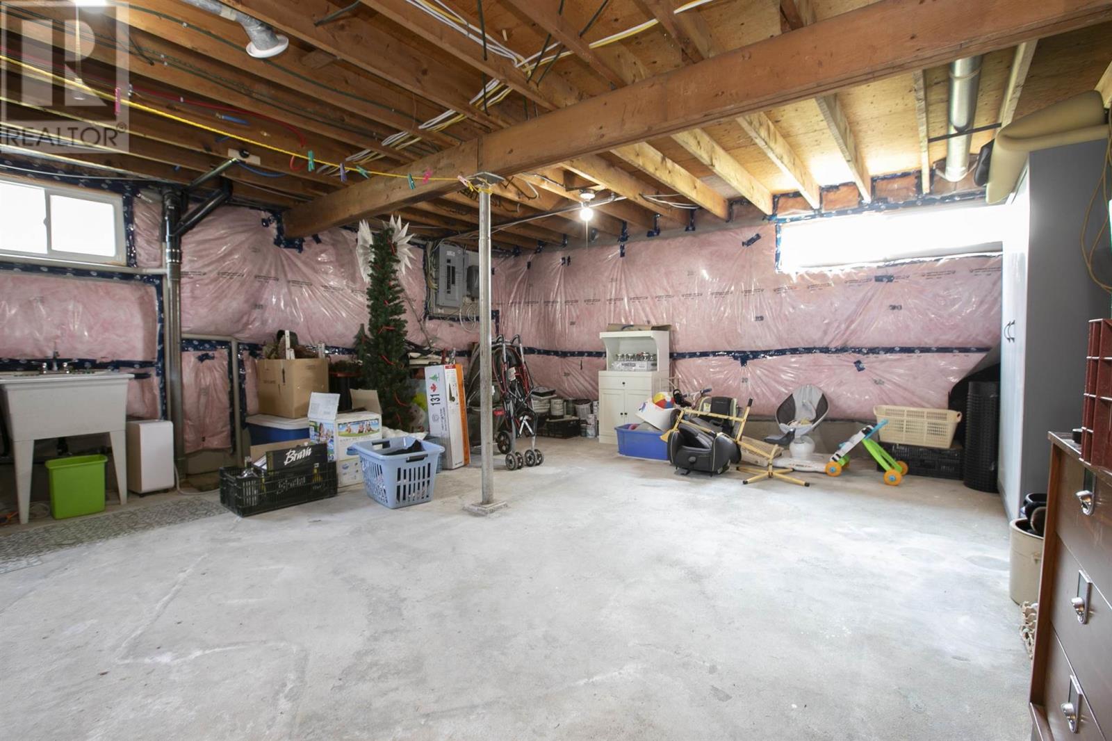 320 Sydenham RD - 46