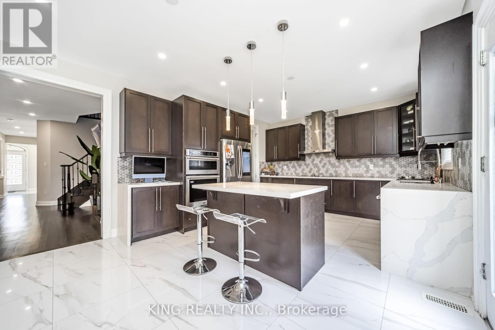 11 MALPASS STREET - 10