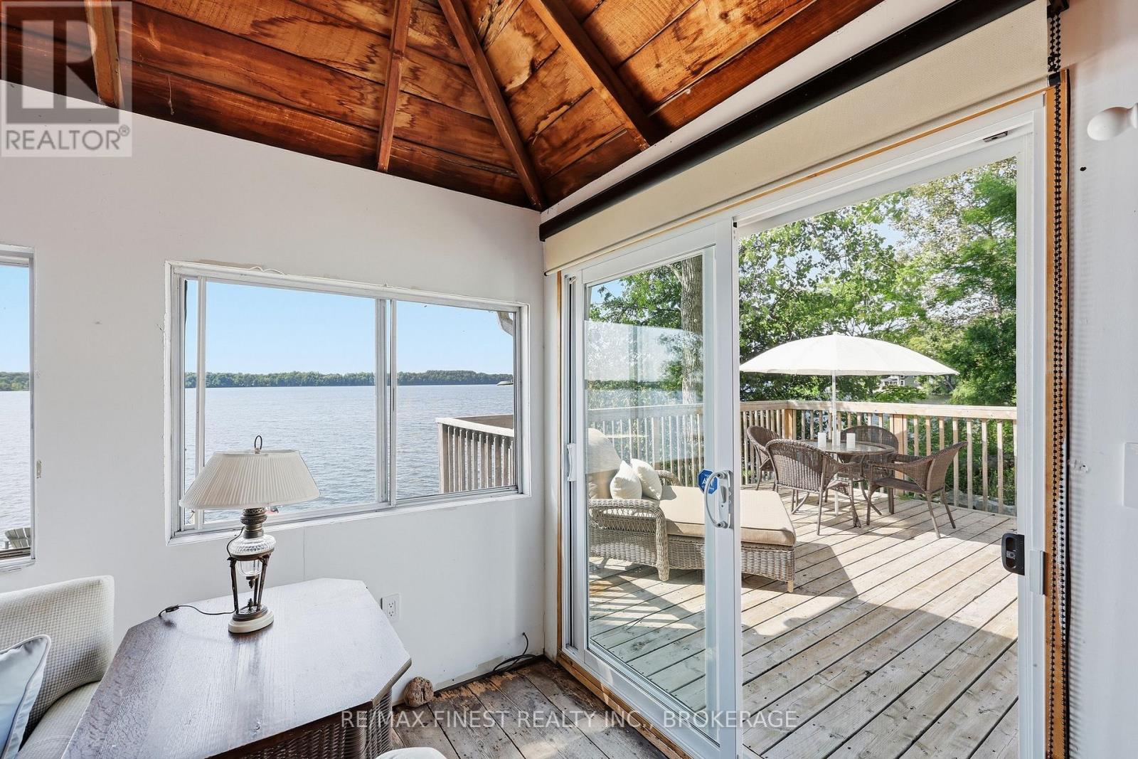 1050 ANKER LANE - Image 15