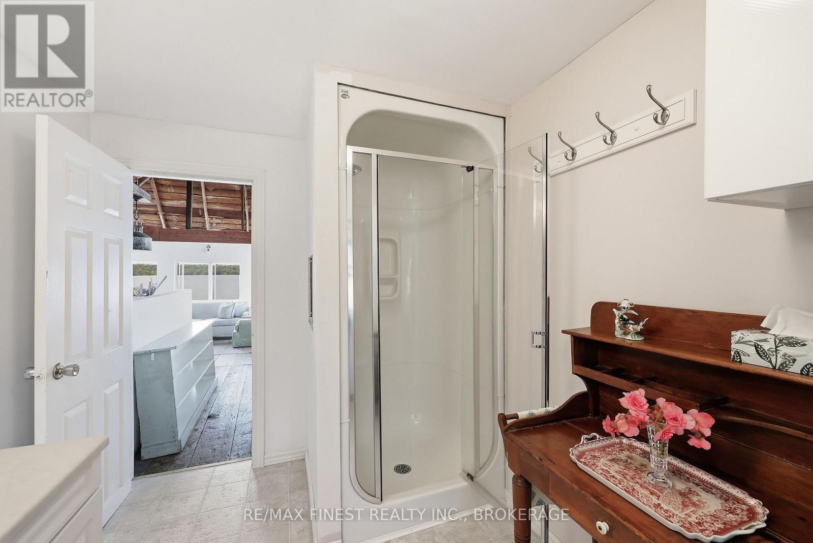 1050 ANKER LANE - Image 26