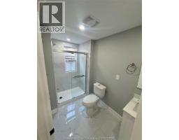 945 Wellington Avenue Unit# 2, Windsor, ON N9A5K2 Photo 10