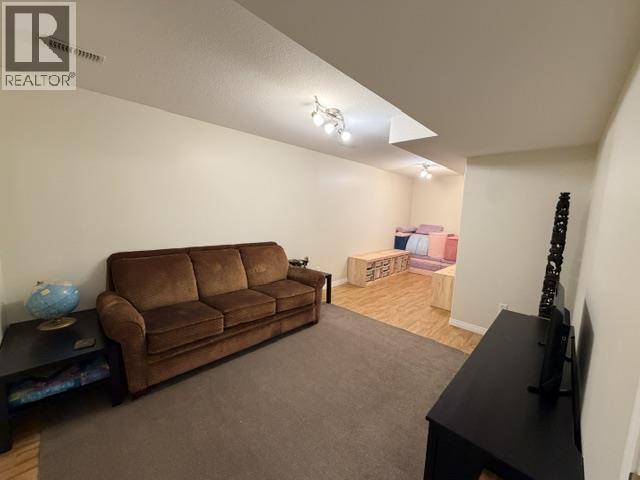 9611 N KELLY ROAD - 28
