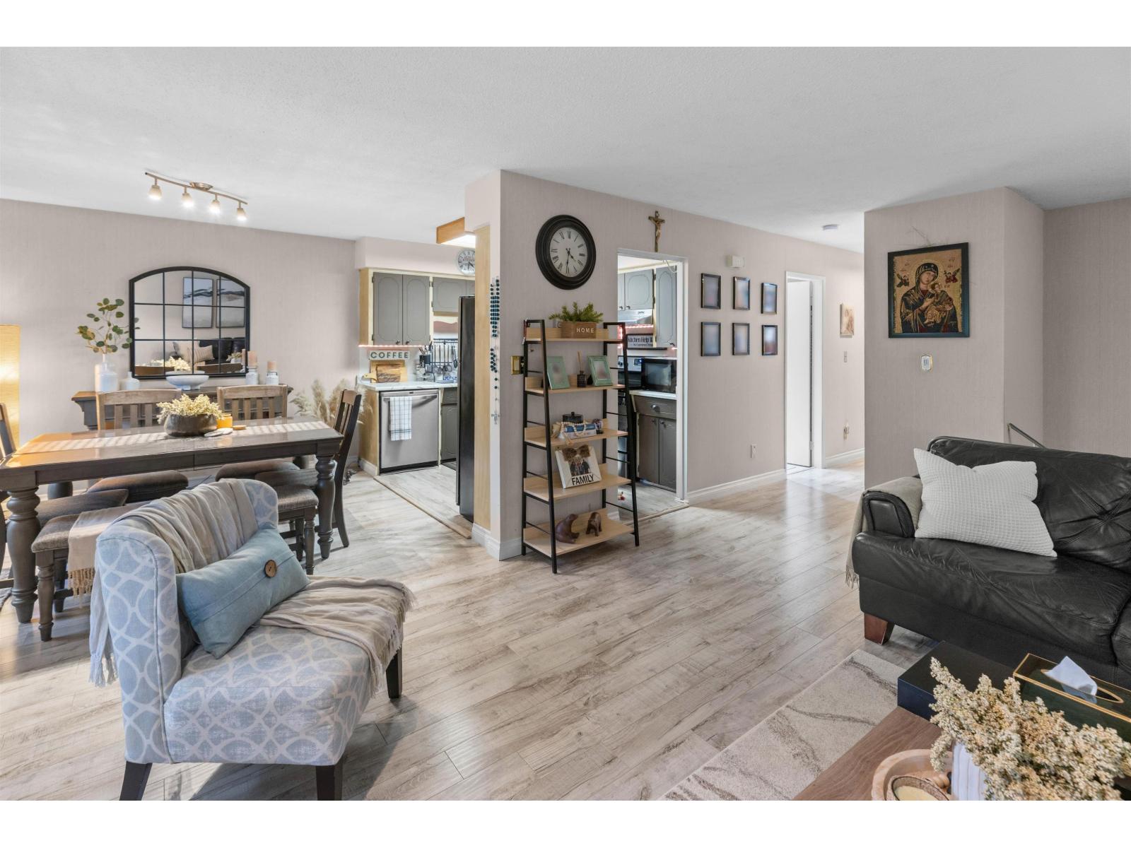 17 2998 MOUAT DRIVE, Abbotsford
