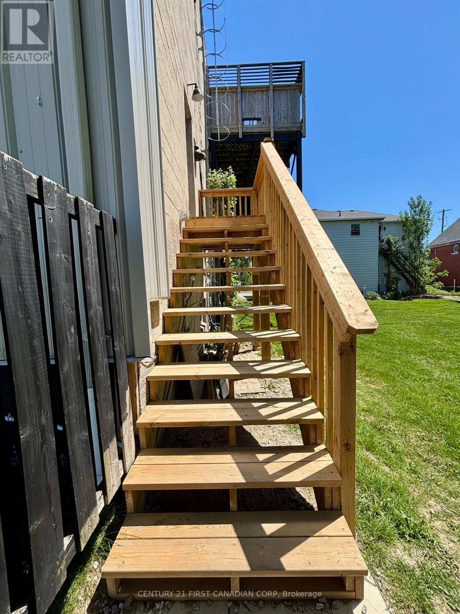 13274 ILDERTON ROAD, Middlesex Centre (Ilderton) — photo 2
