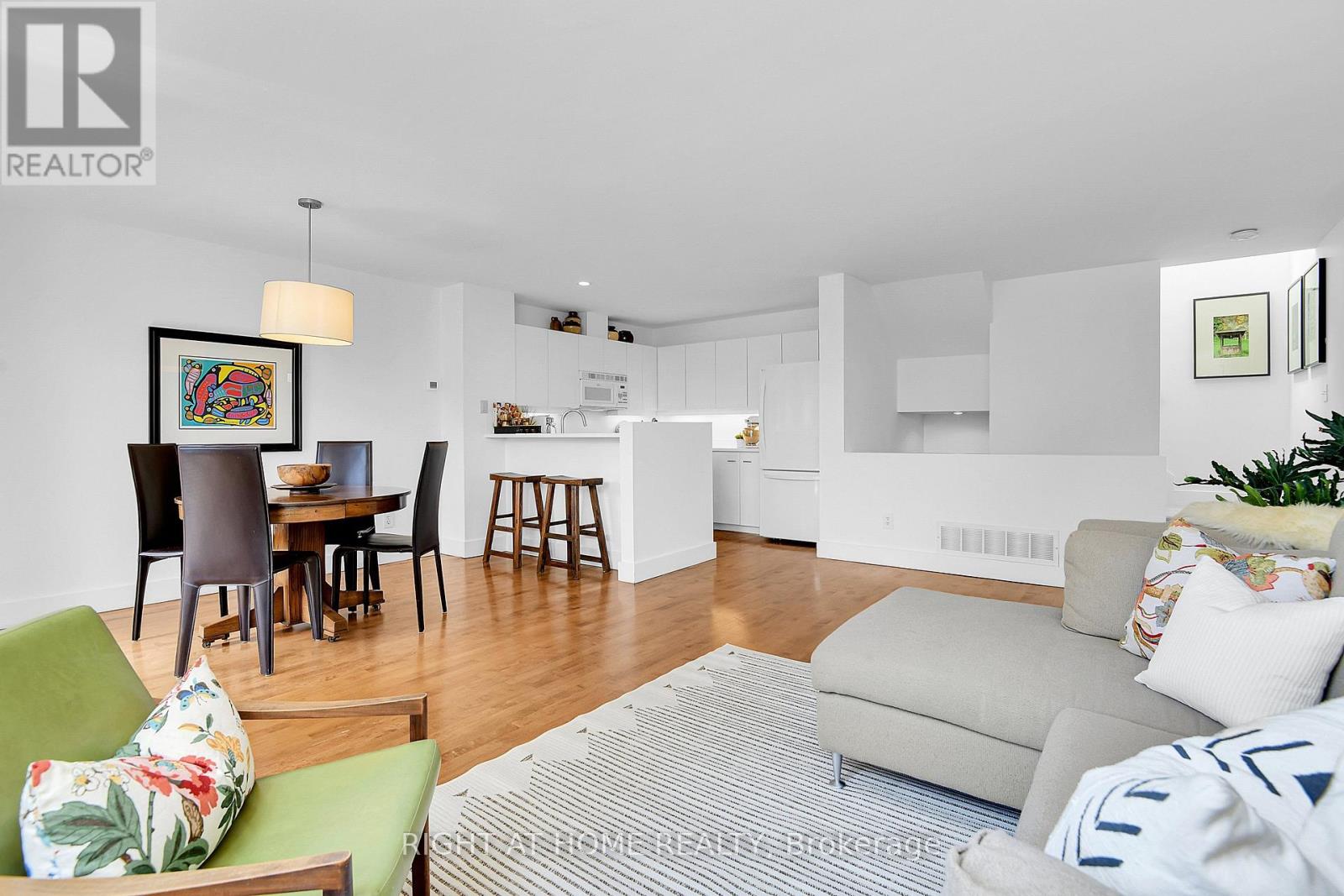 239A SUNNYSIDE AVENUE - 10