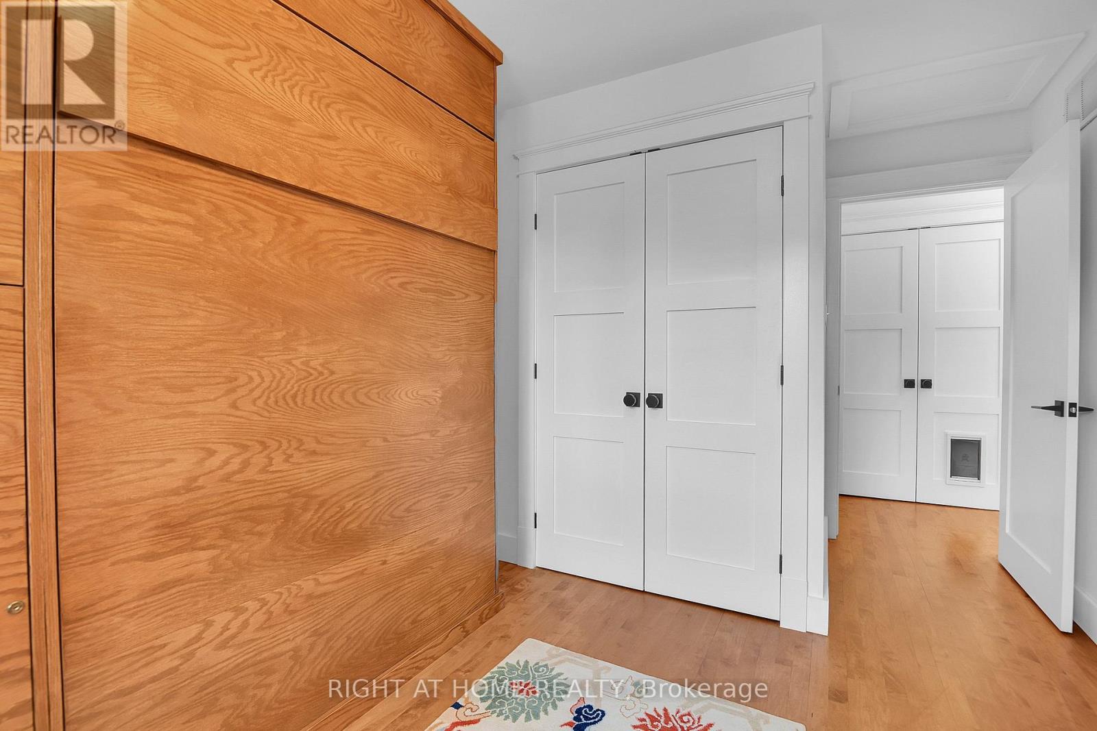 239A SUNNYSIDE AVENUE - 23