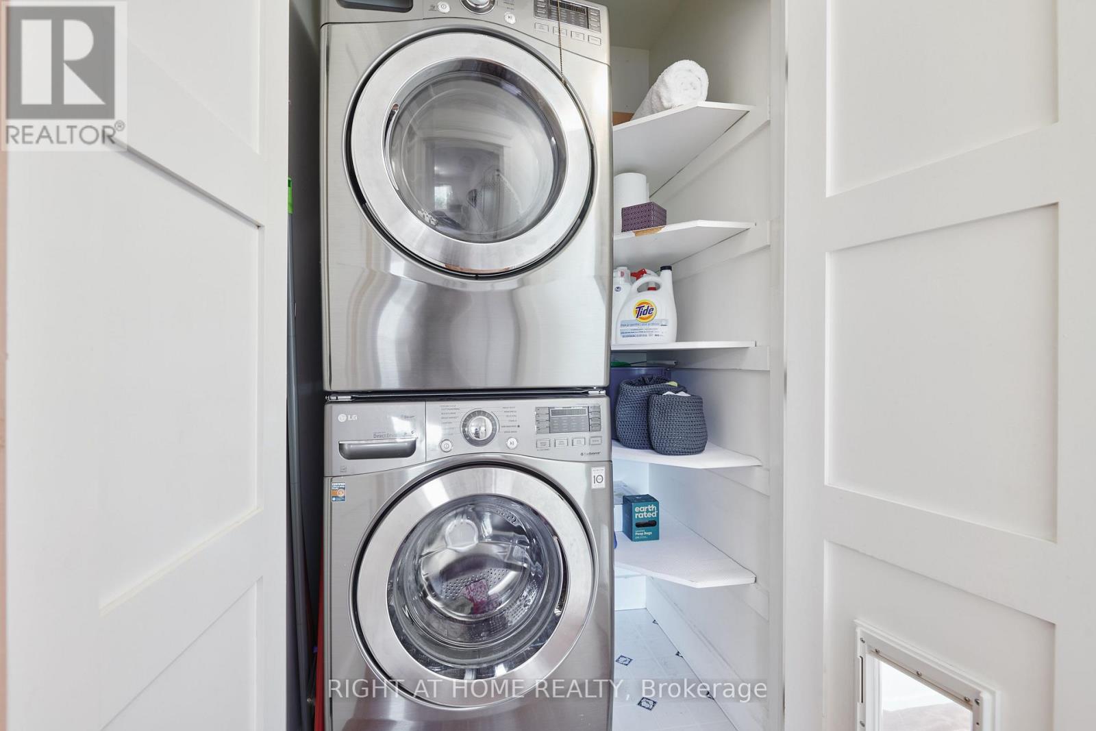 239A SUNNYSIDE AVENUE - 25