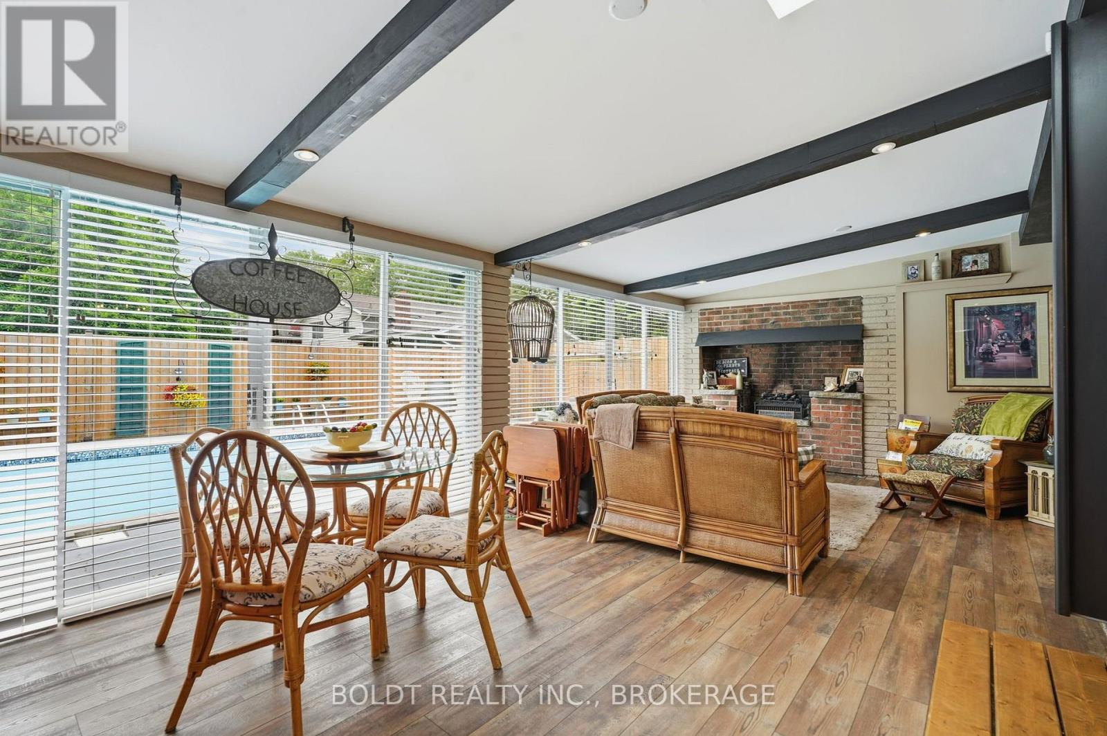 18 PRINCE CHARLES DRIVE - Image 18