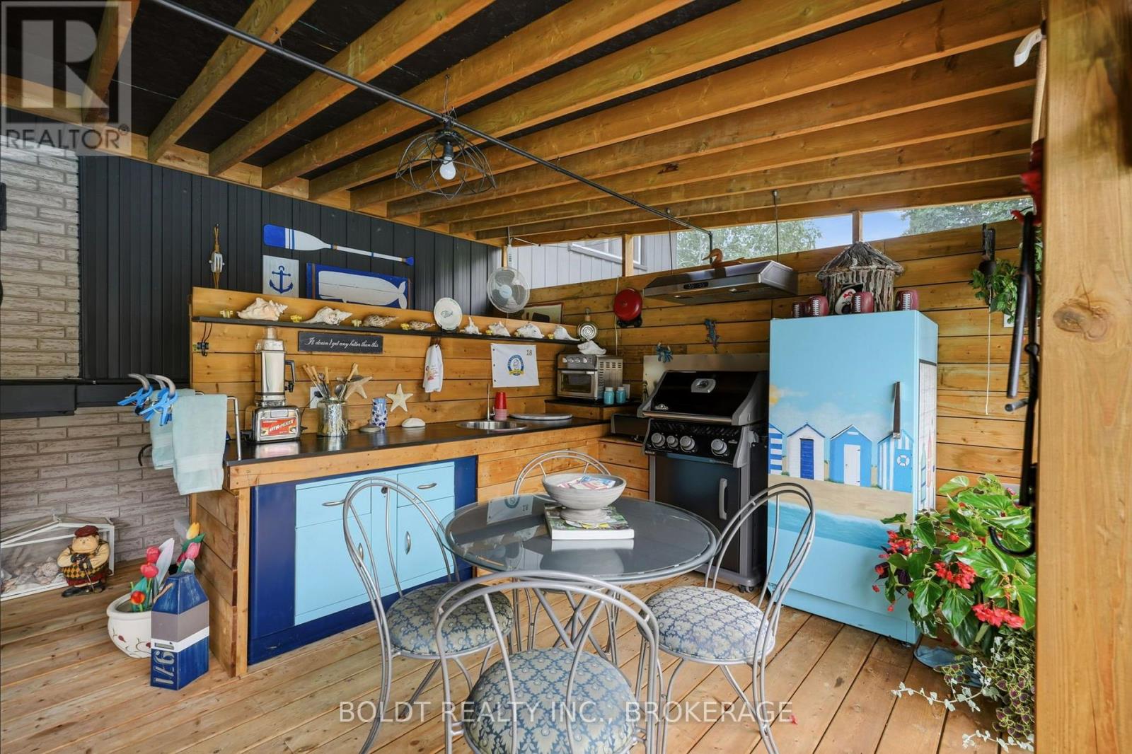 18 PRINCE CHARLES DRIVE - Image 39