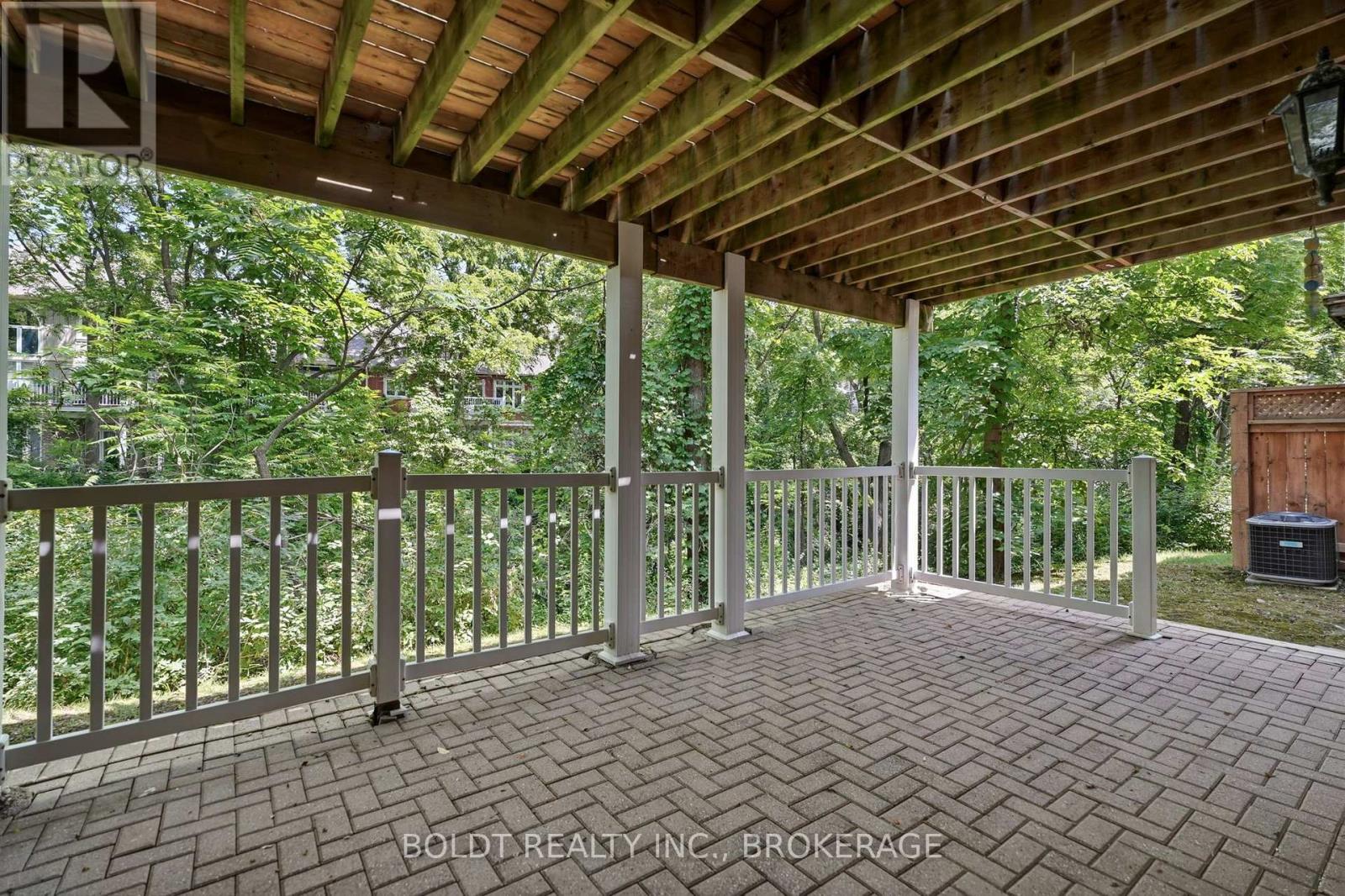 #19 174 MARTINDALE ROAD - 32