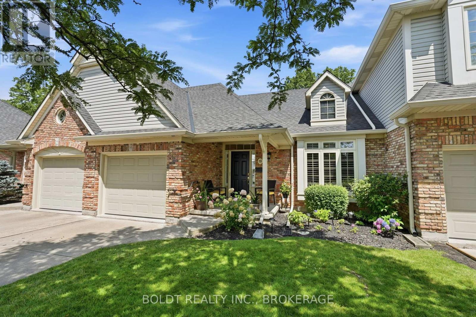 #19 174 MARTINDALE ROAD - 5