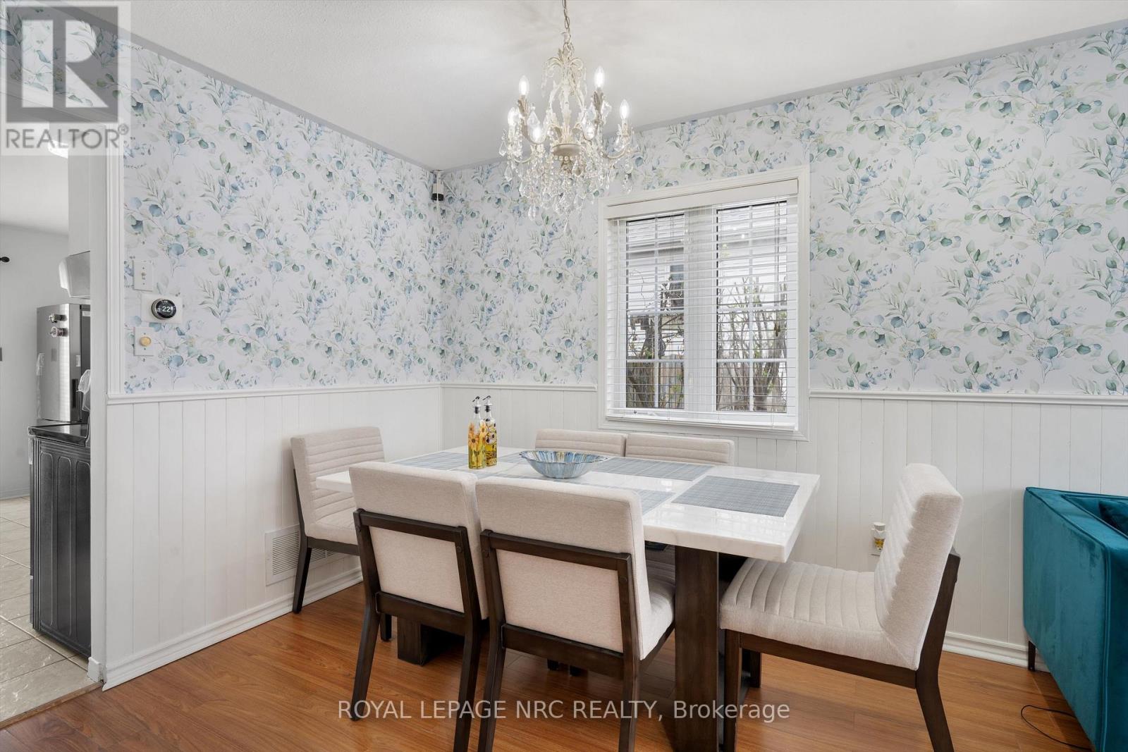 147 ST. LAWRENCE DRIVE - 10