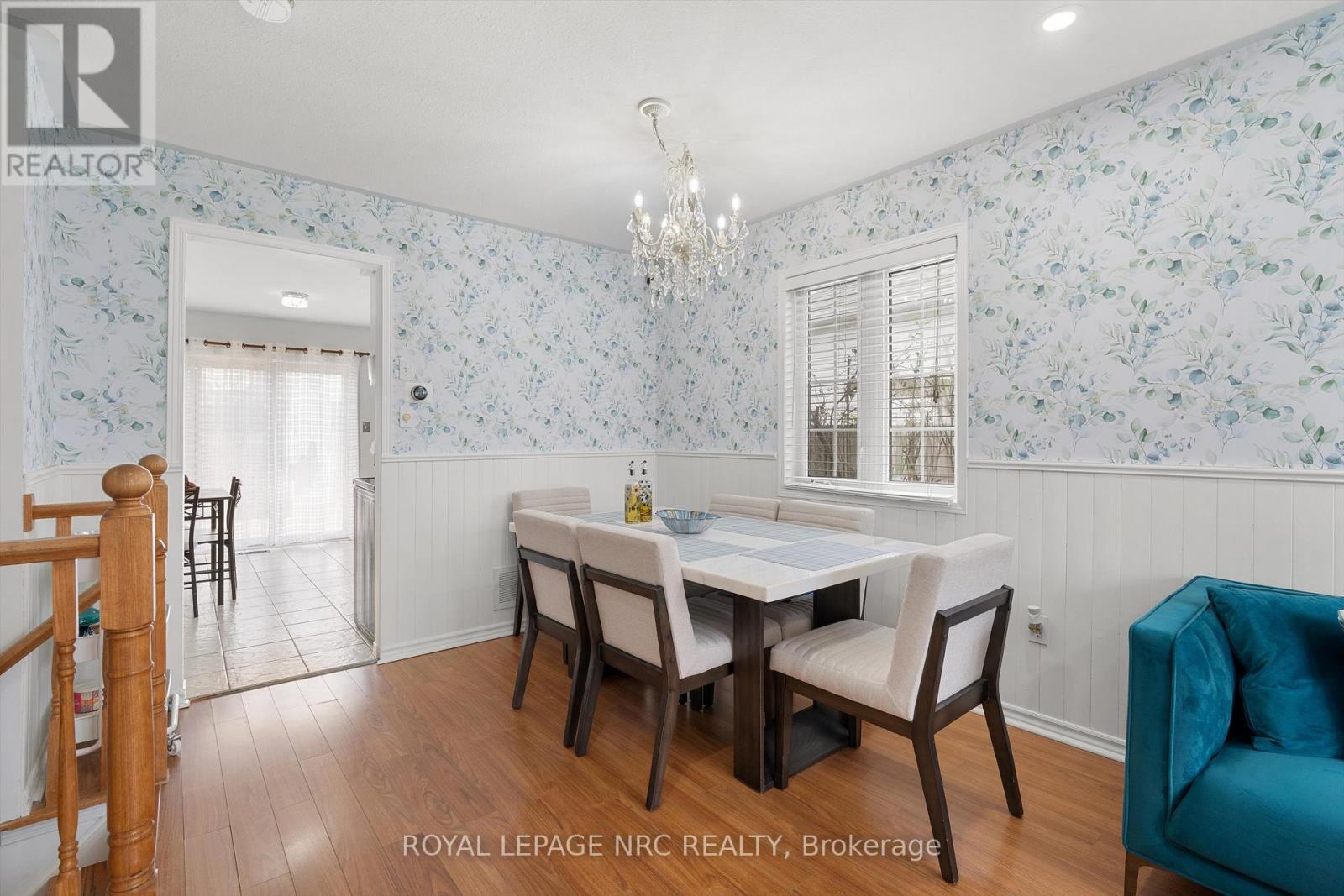 147 ST. LAWRENCE DRIVE - 11