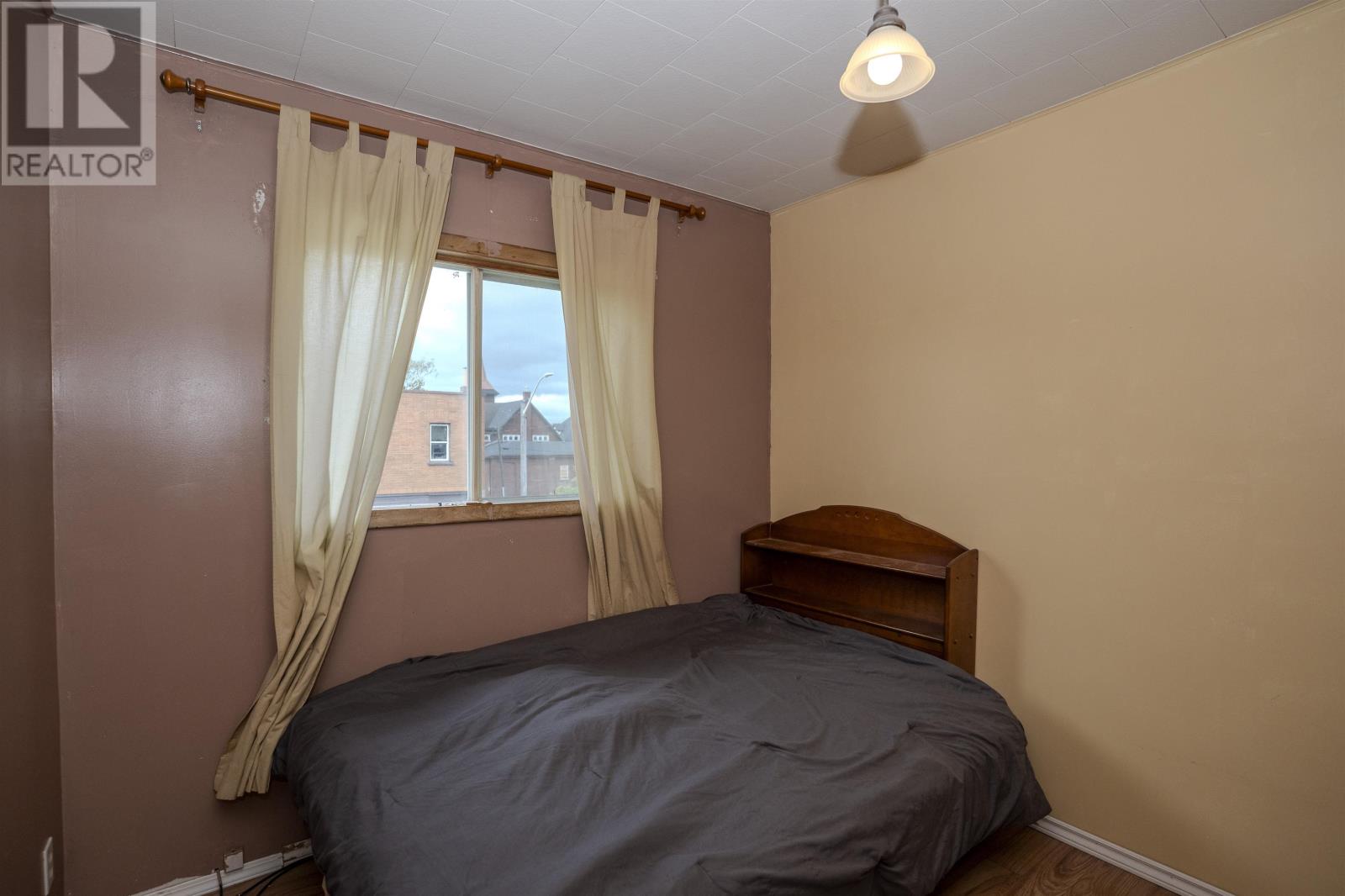 237 Finlayson ST - 25