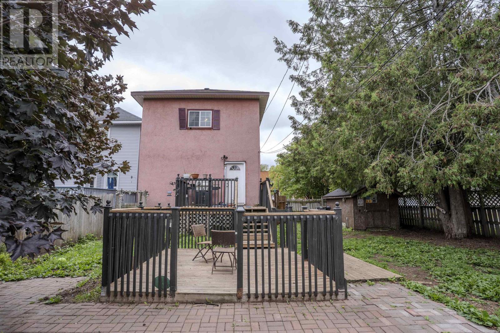 237 Finlayson ST - 37