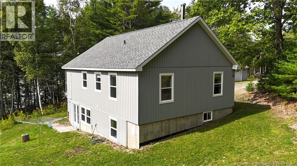 135 Pine Point Road - 11