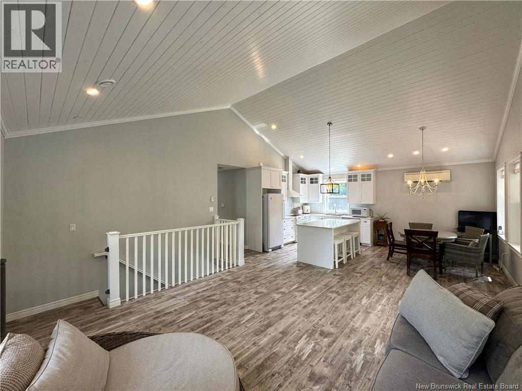 135 Pine Point Road - 14