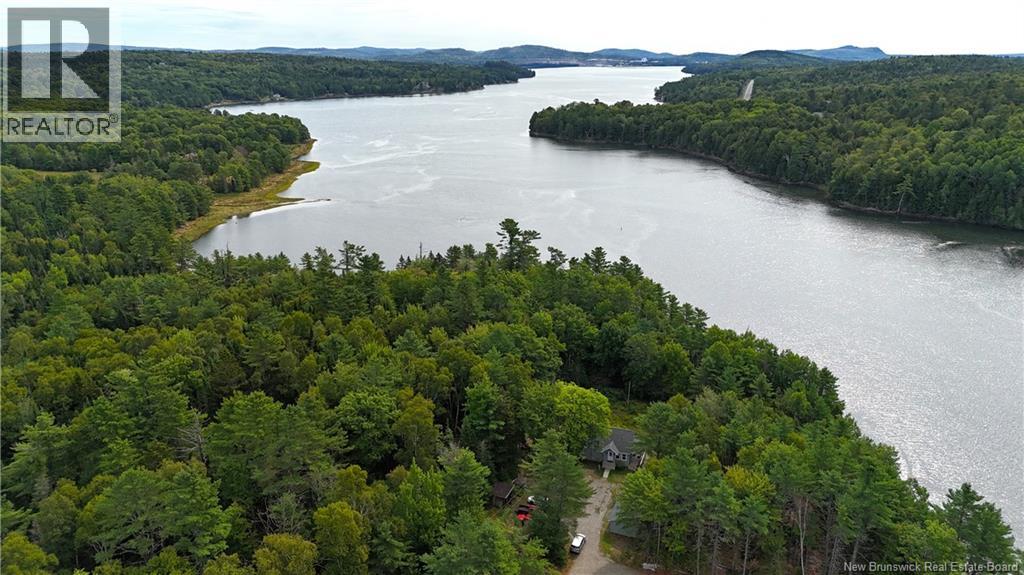 135 Pine Point Road - Image 7