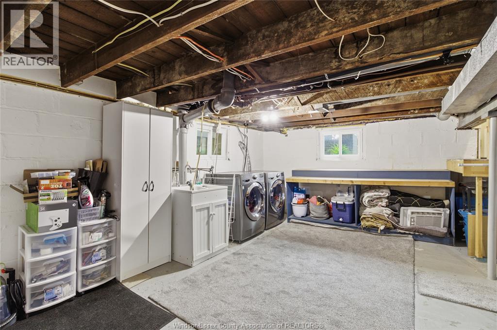 1220 GLADSTONE - 31