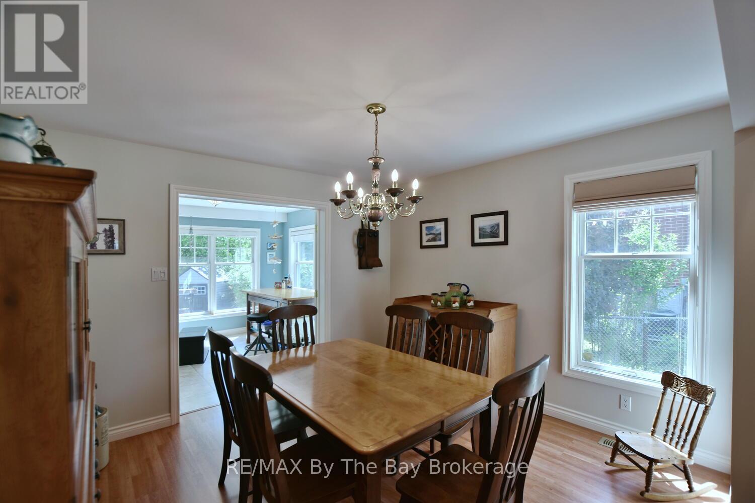 1327 RIVER ROAD E - 20