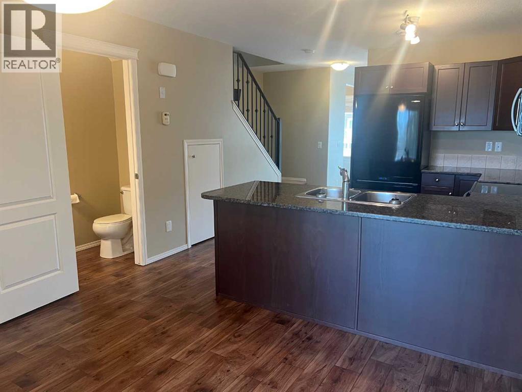 #18 45 Keystone Terrace W - 10