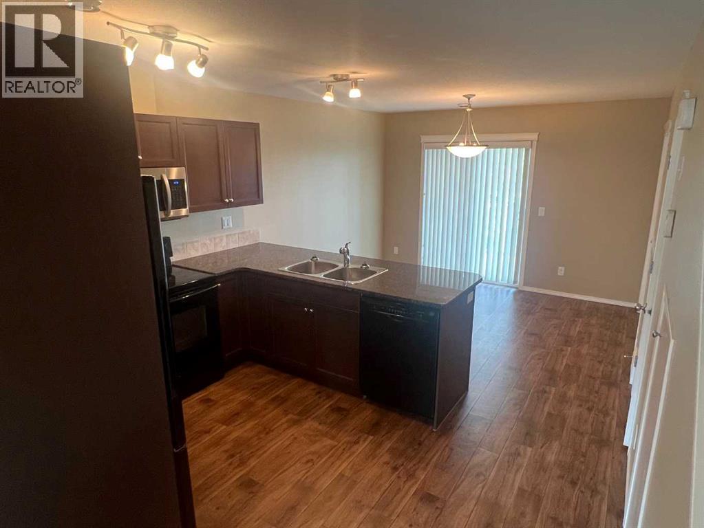 #18 45 Keystone Terrace W - 14