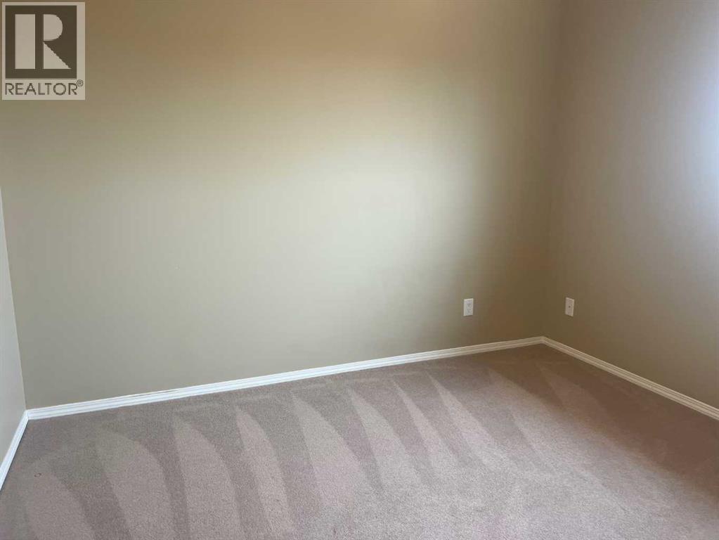 #18 45 Keystone Terrace W - 22