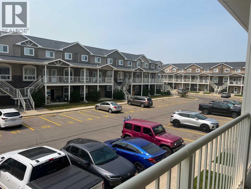 #18 45 Keystone Terrace W - 24
