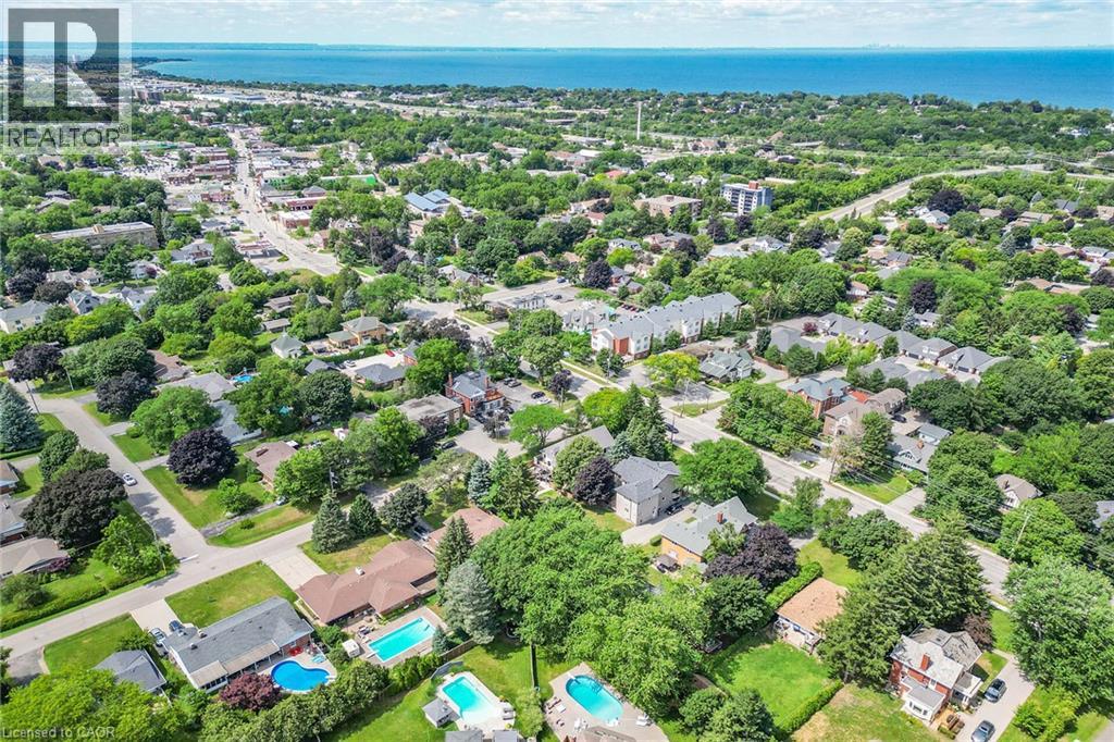 3 ORCHARD Parkway - 41