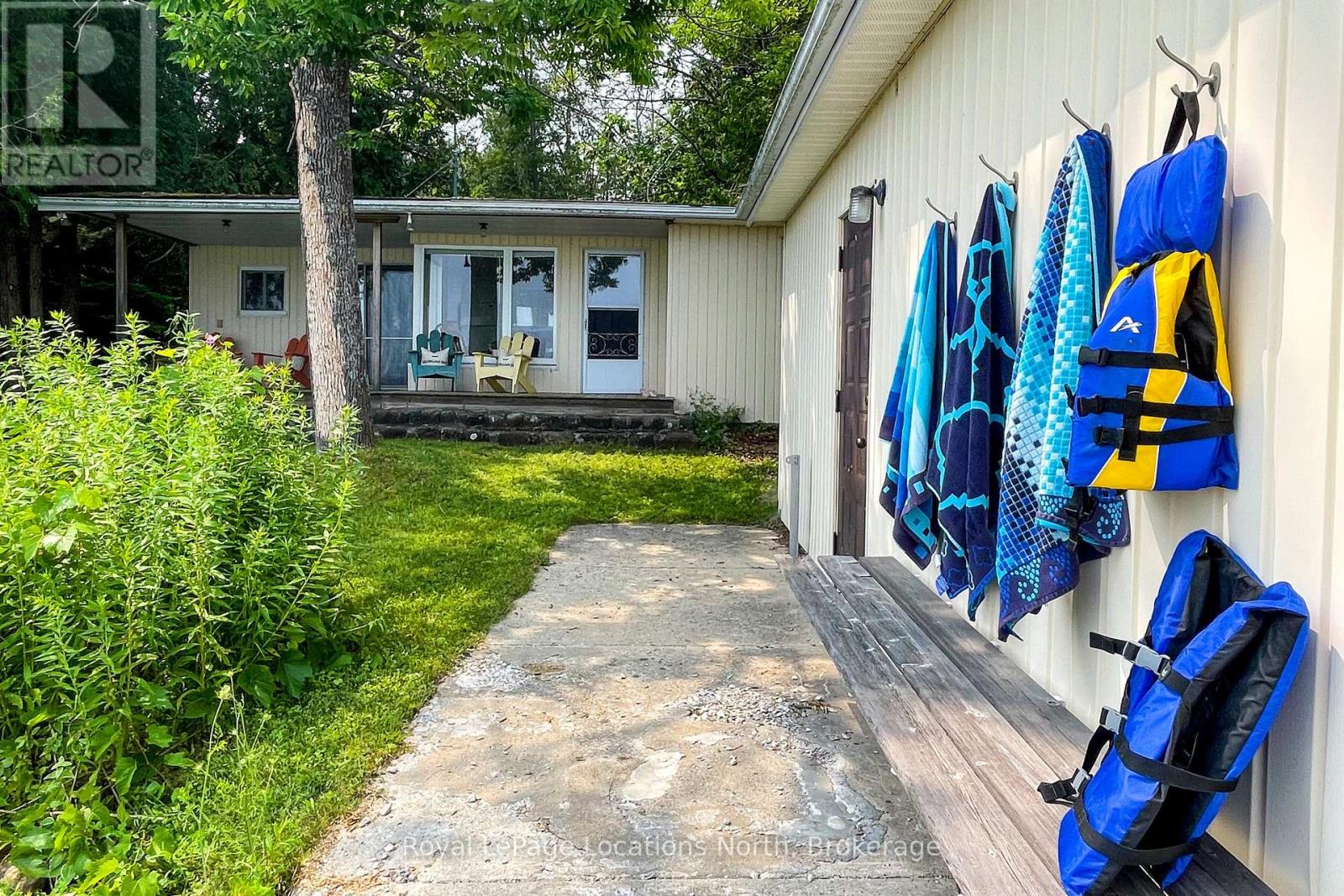 271 CEDAR AVENUE - 12
