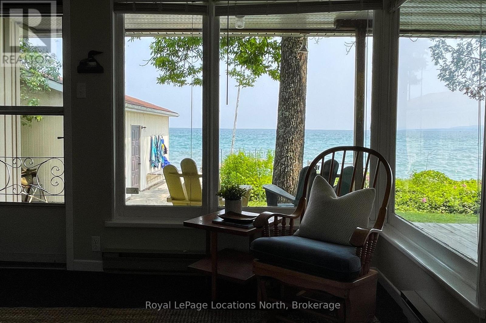 271 CEDAR AVENUE - 14